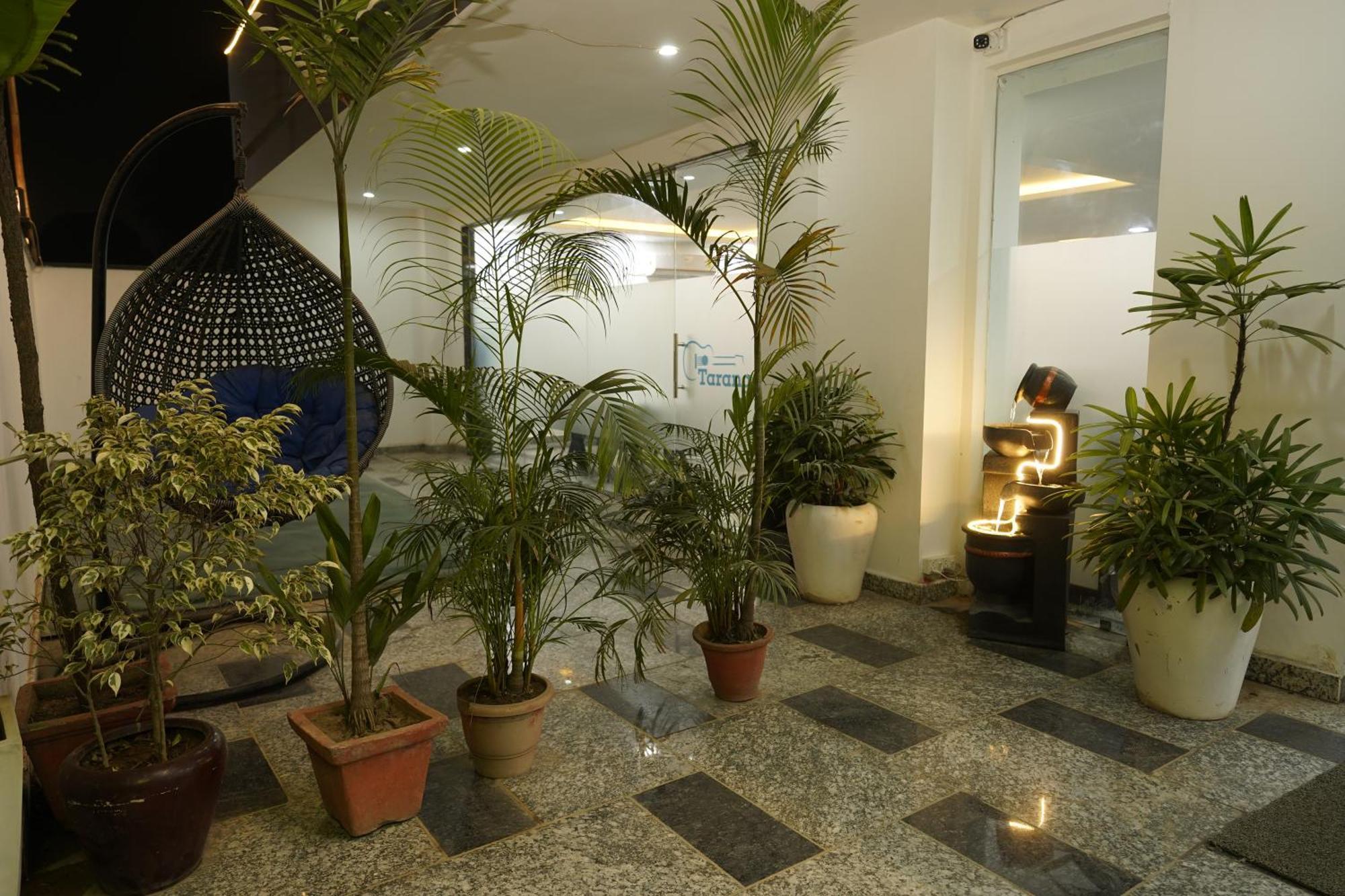 Posh Garden Inn Artemis Hospital Road Gurgaon Exterior foto